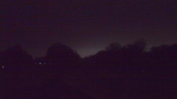 Weather camera view of Windyke Country Club.