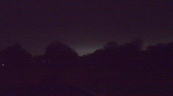 Weather camera view of Windyke Country Club.