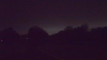 Weather camera view of Windyke Country Club.