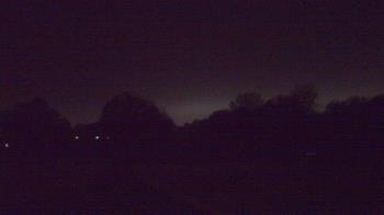 Weather camera view of Windyke Country Club.