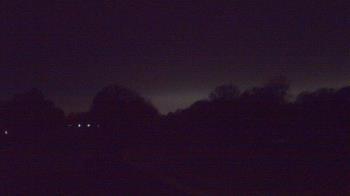 Weather camera view of Windyke Country Club.