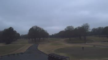Weather camera view of Windyke Country Club.