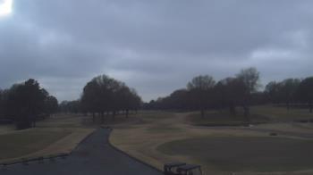 Weather camera view of Windyke Country Club.