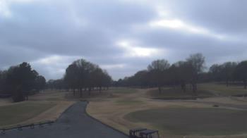 Weather camera view of Windyke Country Club.