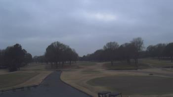 Weather camera view of Windyke Country Club.