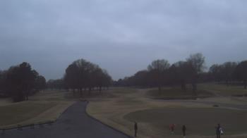 Weather camera view of Windyke Country Club.