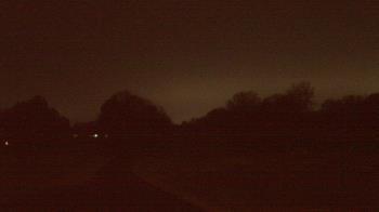 Weather camera view of Windyke Country Club.