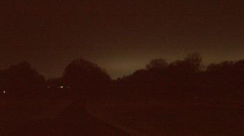 Weather camera view of Windyke Country Club.