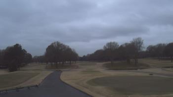 Weather camera view of Windyke Country Club.