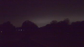 Weather camera view of Windyke Country Club.