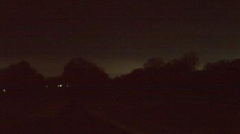 Weather camera view of Windyke Country Club.