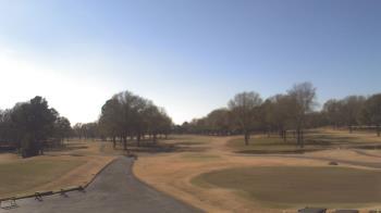 Weather camera view of Windyke Country Club.