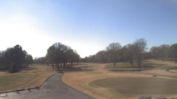 Weather camera view of Windyke Country Club.