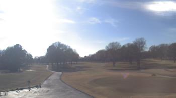 Weather camera view of Windyke Country Club.