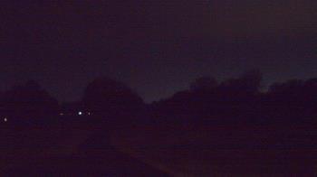 Weather camera view of Windyke Country Club.