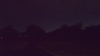 Weather camera view of Windyke Country Club.