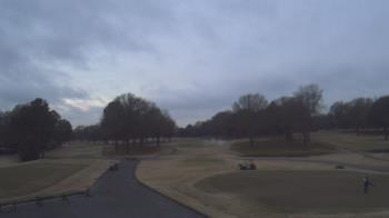 Weather camera view of Windyke Country Club.