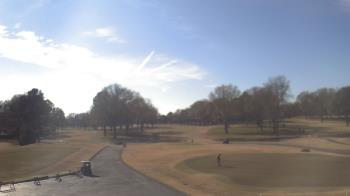 Weather camera view of Windyke Country Club.