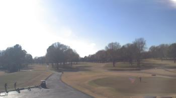 Weather camera view of Windyke Country Club.