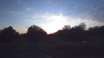 Weather camera view of Windyke Country Club.