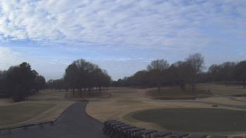 Weather camera view of Windyke Country Club.