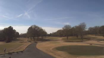 Weather camera view of Windyke Country Club.