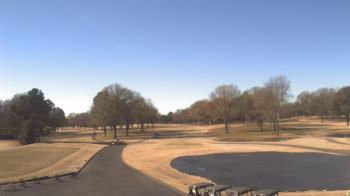 Weather camera view of Windyke Country Club.