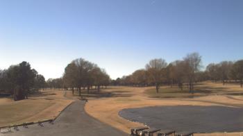 Weather camera view of Windyke Country Club.