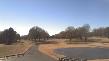 Weather camera view of Windyke Country Club.