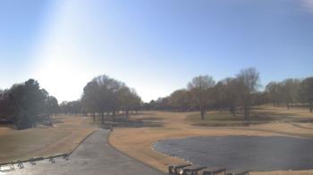 Weather camera view of Windyke Country Club.