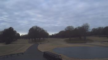Weather camera view of Windyke Country Club.