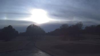 Weather camera view of Windyke Country Club.