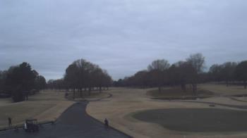 Weather camera view of Windyke Country Club.