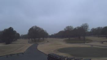 Weather camera view of Windyke Country Club.
