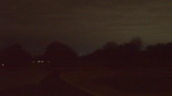 Weather camera view of Windyke Country Club.