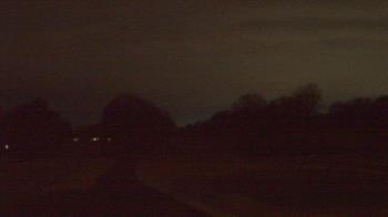 Weather camera view of Windyke Country Club.