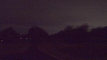 Weather camera view of Windyke Country Club.