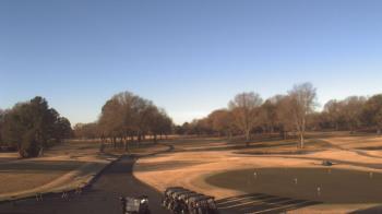 Weather camera view of Windyke Country Club.