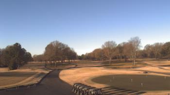 Weather camera view of Windyke Country Club.