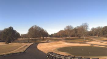 Weather camera view of Windyke Country Club.