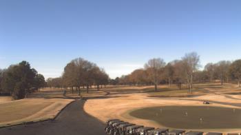 Weather camera view of Windyke Country Club.