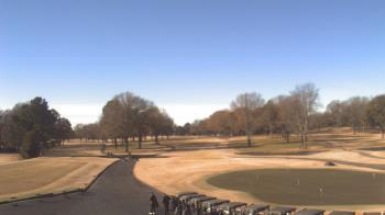 Weather camera view of Windyke Country Club.