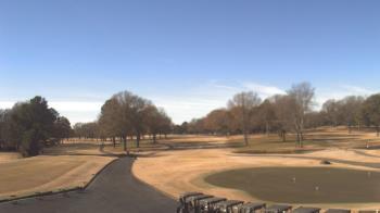 Weather camera view of Windyke Country Club.