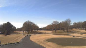 Weather camera view of Windyke Country Club.