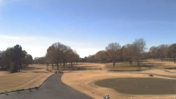 Weather camera view of Windyke Country Club.