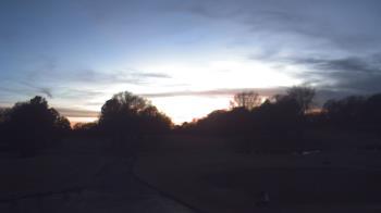 Weather camera view of Windyke Country Club.