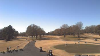 Weather camera view of Windyke Country Club.