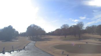 Weather camera view of Windyke Country Club.