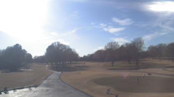 Weather camera view of Windyke Country Club.