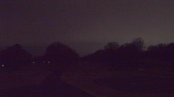 Weather camera view of Windyke Country Club.